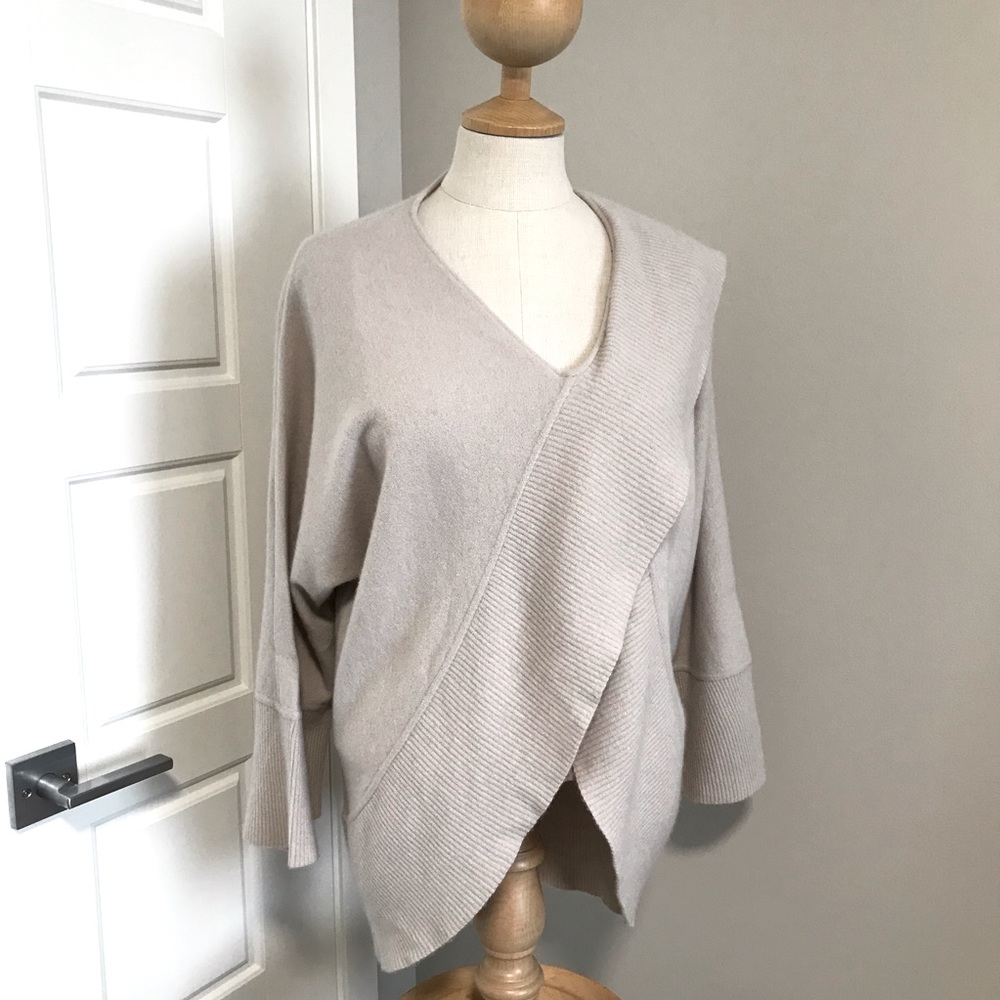 Armani Collezioni 100% Cashmere false wrap sweater - Oatmeal Size 16